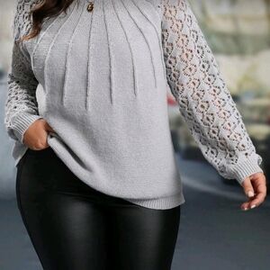 Women's Light Gray Crochet-Sleeve Scoop Neck Sweater Size 0XL(12) NEVER WORN